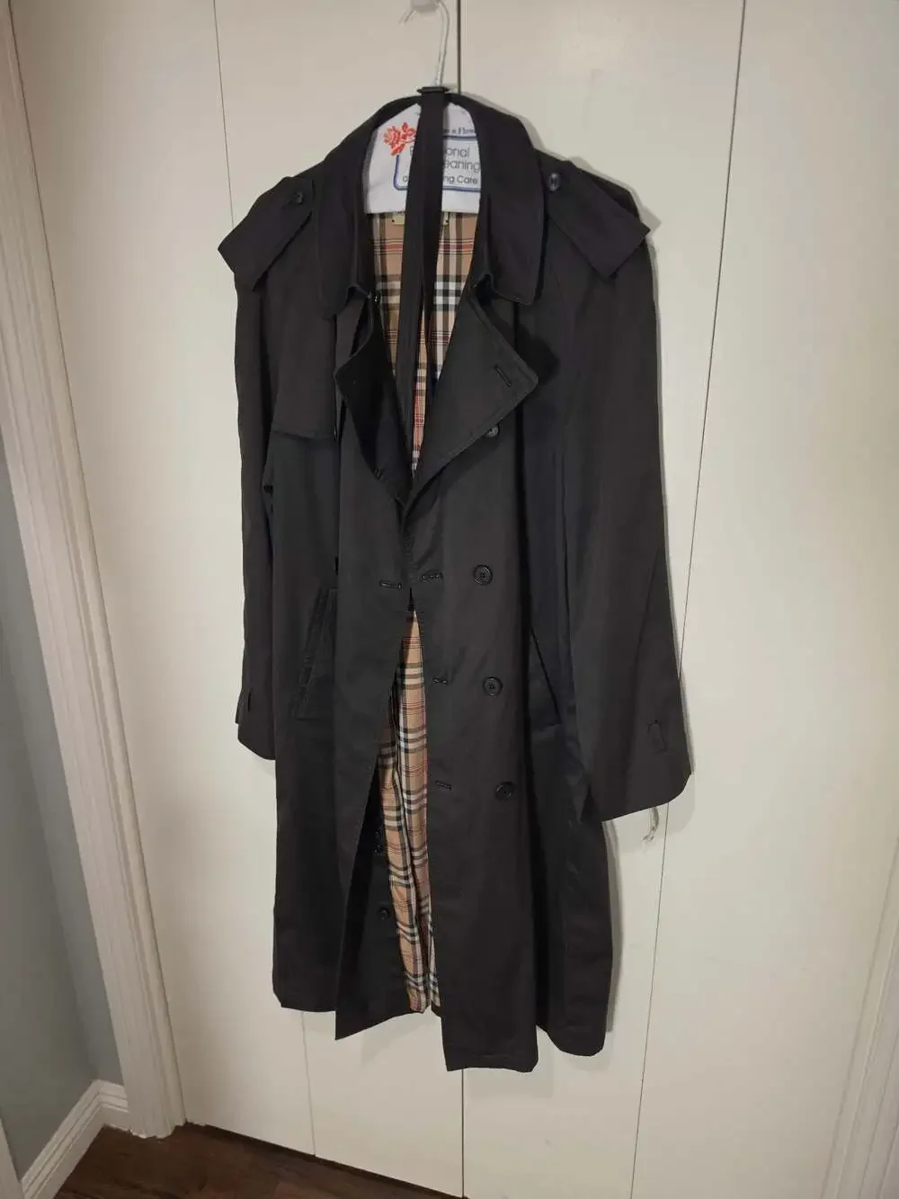 Kuppenheimer Vintage Black Trench Coat with Nova Check Lining